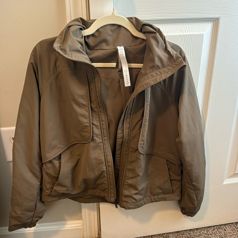 Lululemon always effortless size 6